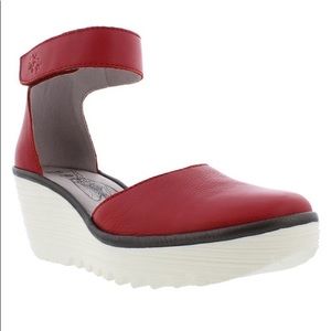 New Fly London Brito Wedges